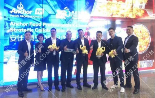 为什么说开披萨店，就选择加盟尊宝比萨